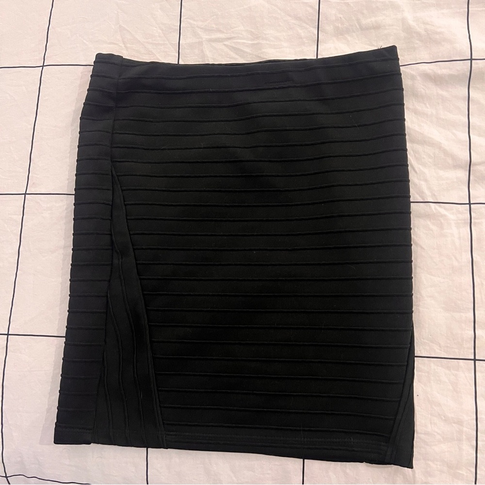 JENNYFER - Black Mini Skirt